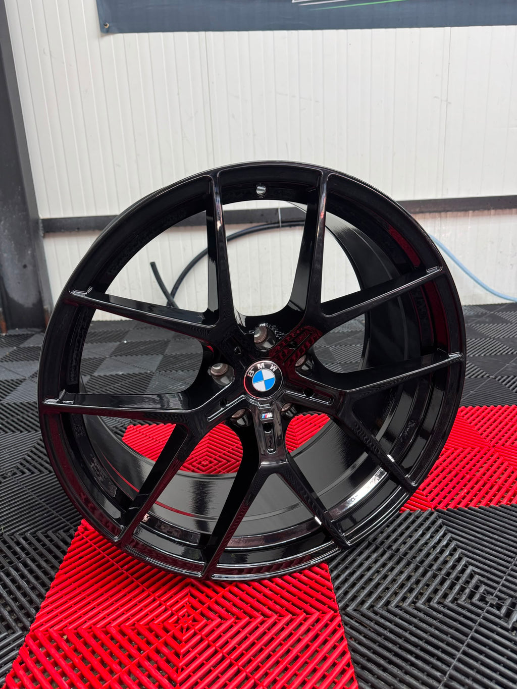 SET BMW STYLE R20 – Performanță. Design. Calitate.